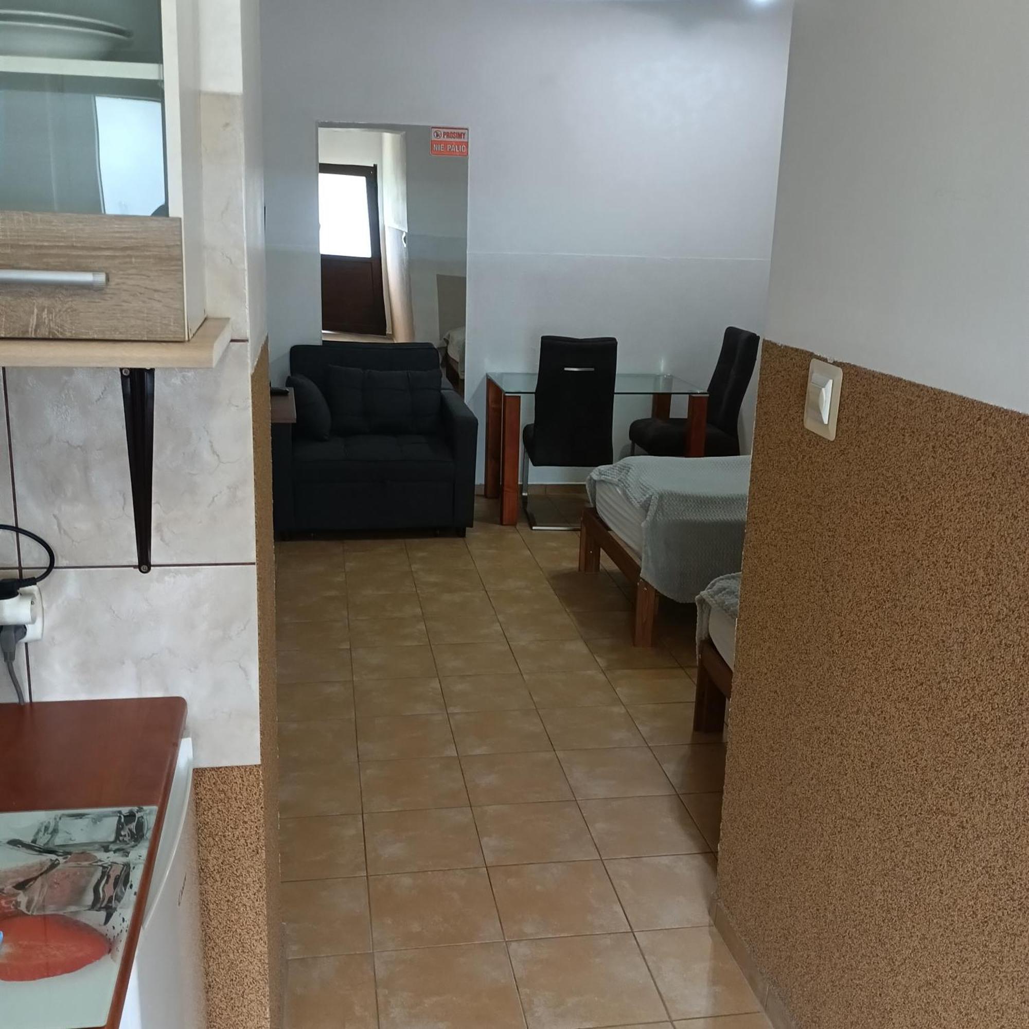 Kwatery 42 Jelenia Gora Exterior photo